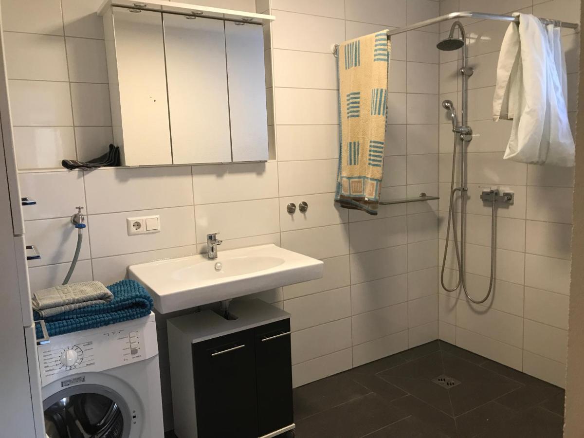 Helle & Ruhige Wohnung In Neu-Ulm Bagian luar foto